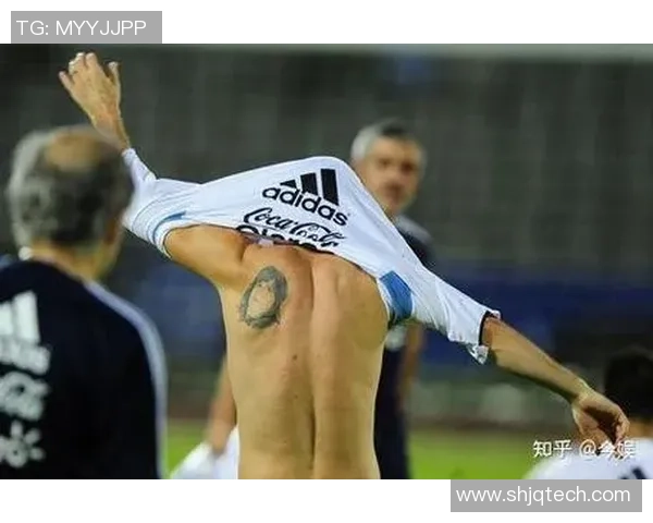 古代足球明星女性的传奇故事与她们的影响力探讨