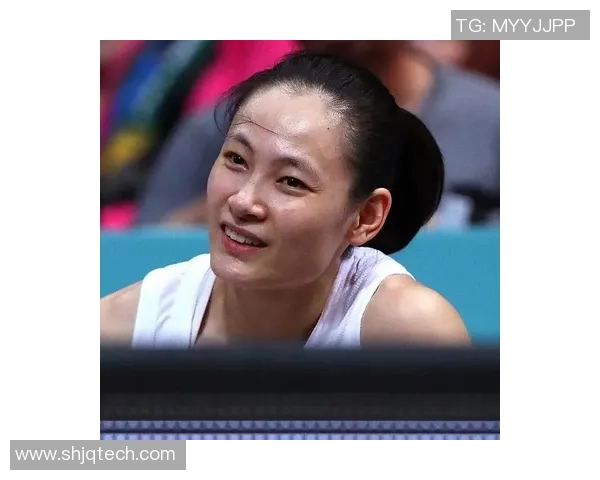 周芳独家篮球心得分享让你在球场上更具竞争力与技巧提升 周芳独家篮球心得分享让你在球场上更具竞争力与技巧提升